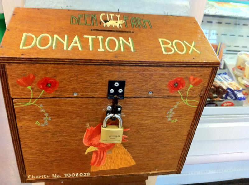 donation box, travel scams in India