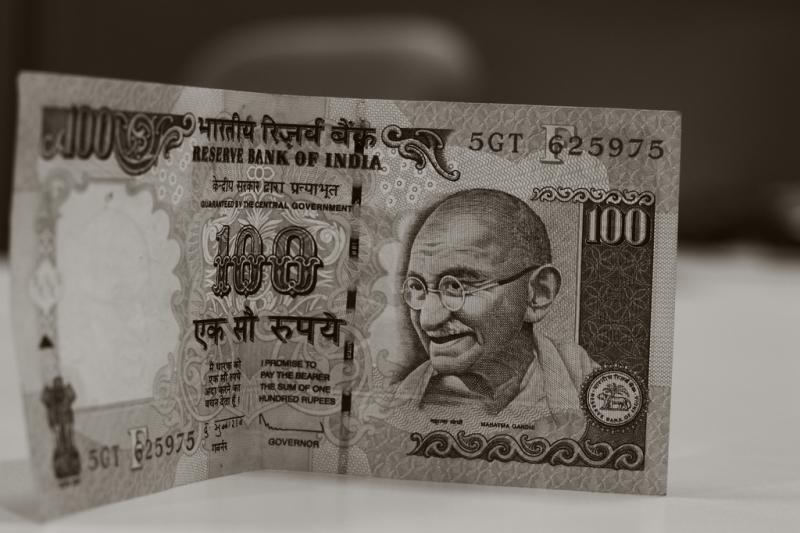 counterfeit money scam, travel scams in india