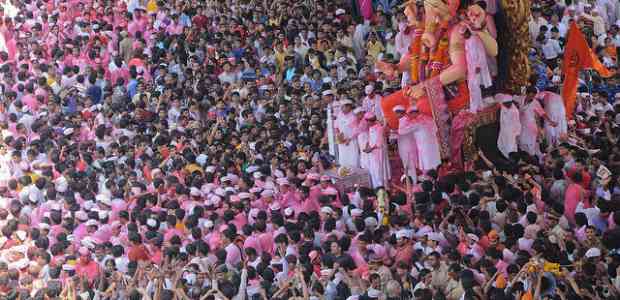 Unique Festivals Of Maharashtra You Should Witness !