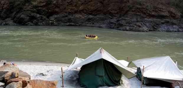 10 Getaways for Camping near Delhi