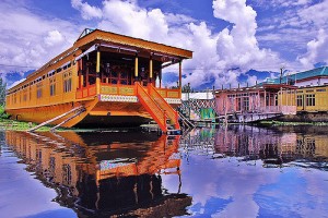 Kashmir- Houseboats