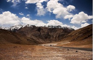 Kashmir- Magnetic Hill_Holidify, Things to do in Kashmir