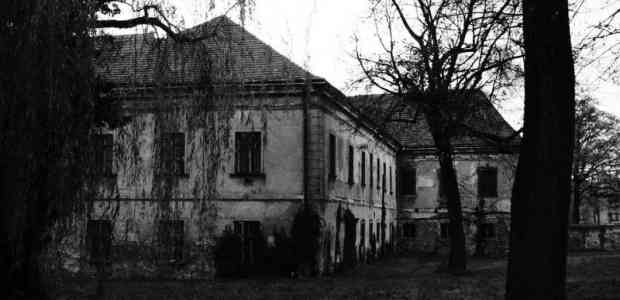 7 Haunted Hotels of India and Spooky Stories Behind Them
