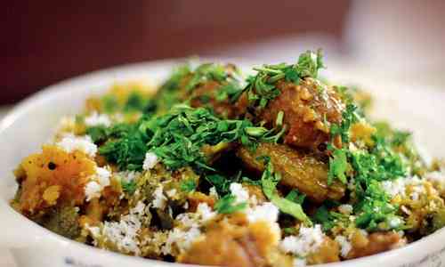 14 Gujarati Dishes You Can Treat Your Tastebuds With!