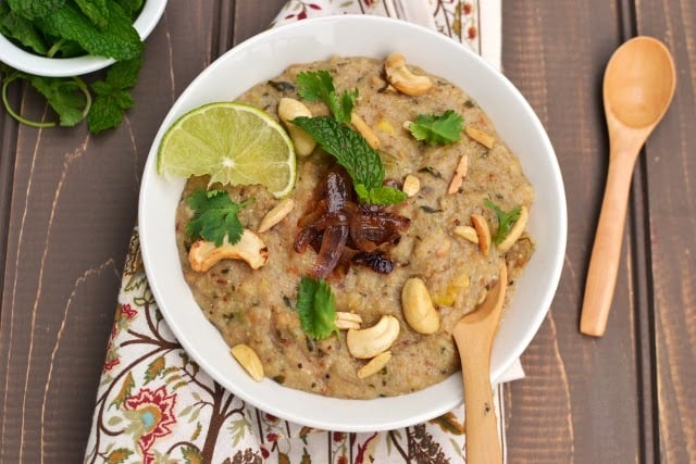 Hyderabadi Haleem_Street Food in Hyderabad