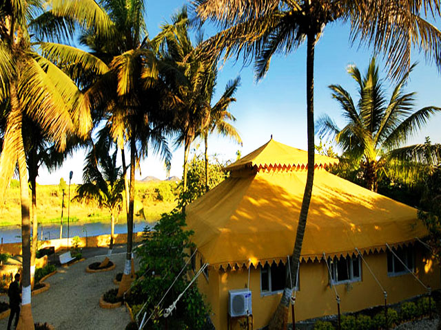 Lion Safari Camp – Gujarat_Holidify