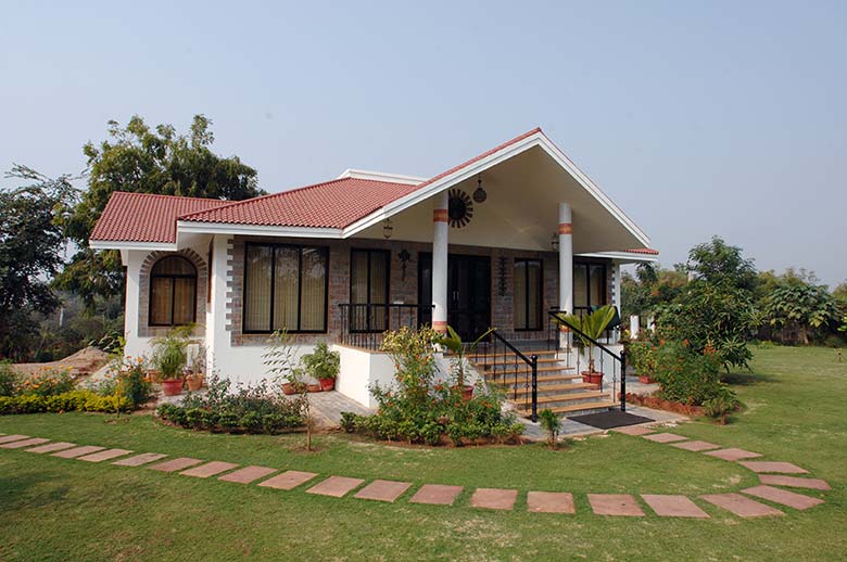 aalloa hills resorts