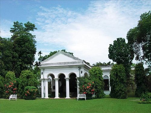 Thengal Manor