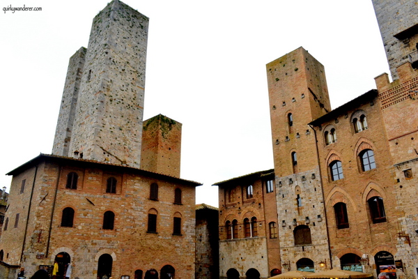 Piazza del Cisterna