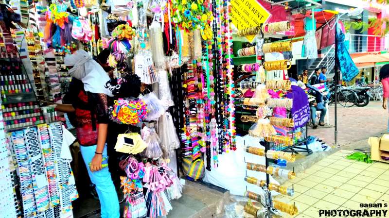 FC Road, Best Places For Street Shopping in India
