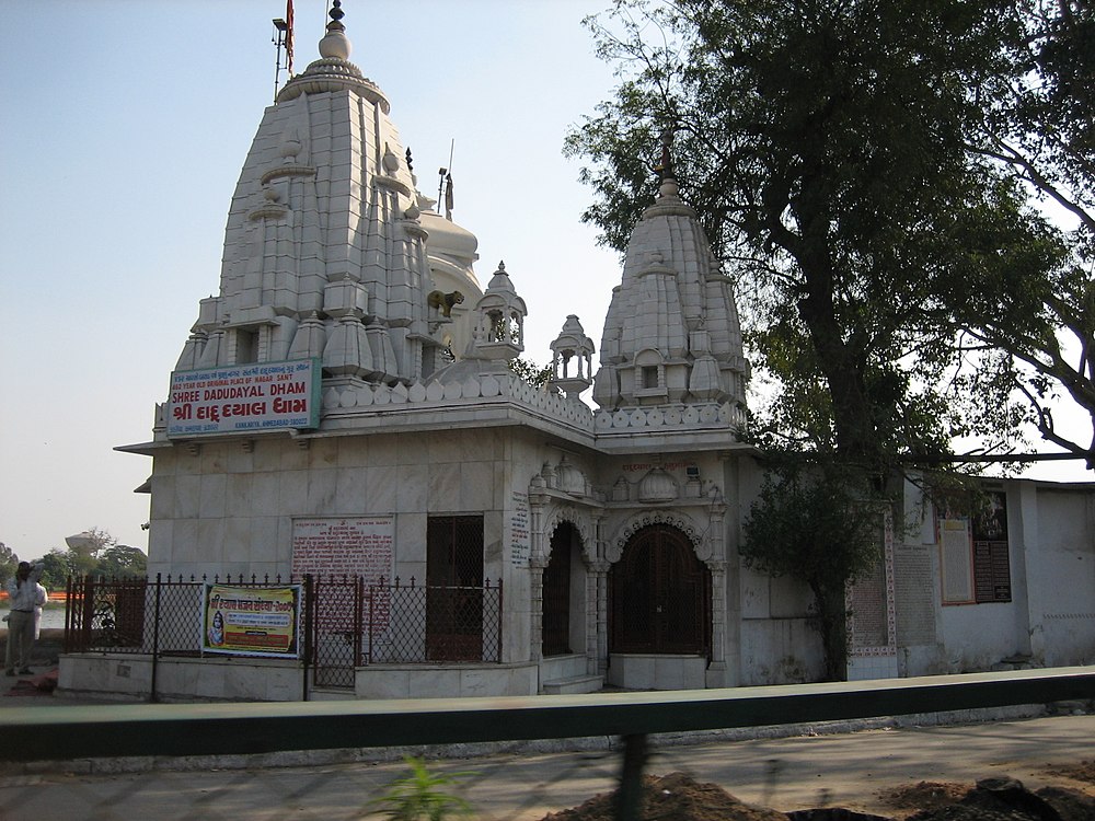 Kankaria Lake Ahmedabad | Kankaria Lake images, best time to visit