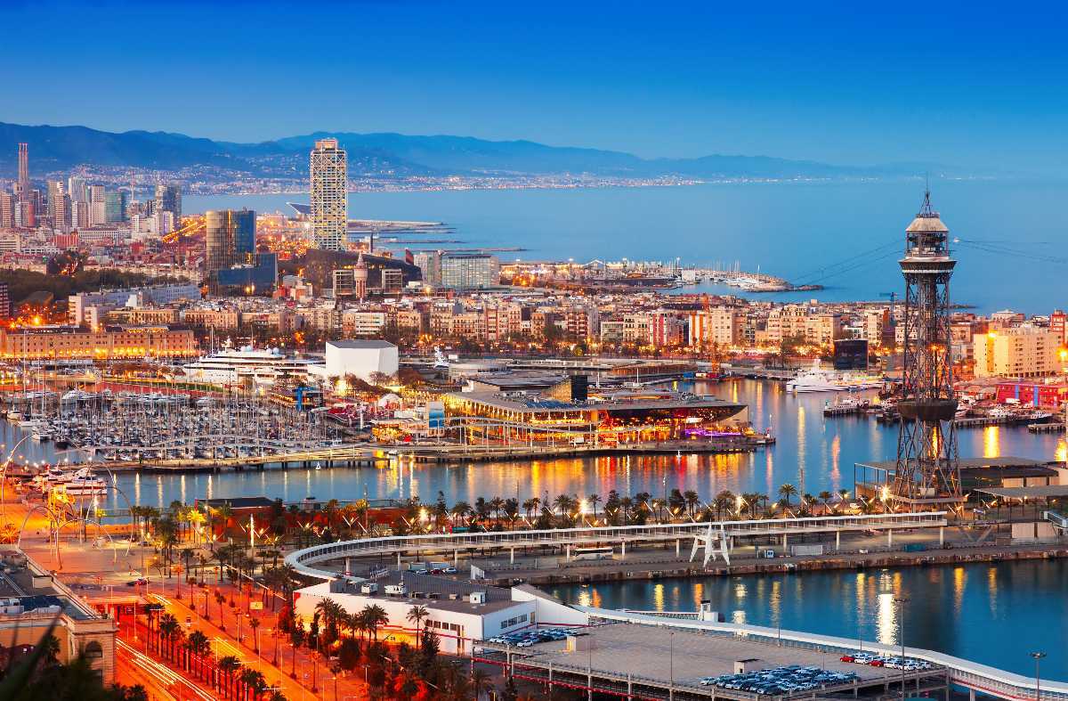 39 Barcelona Attractions & Sightseeing - Top Tourist Places To Visit