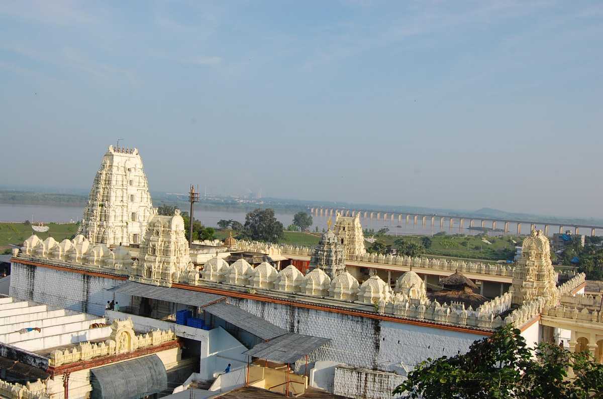 tourist places around bhadrachalam