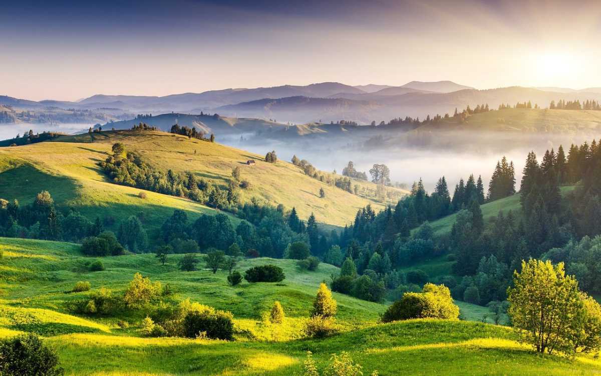 10 Iconic Destinations That Define the Hill Station in India