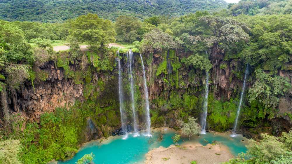 places to visit in oman salalah