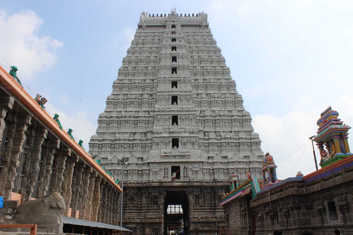 Astonishing Compilation of Over 999+ Arunachalam Temple Images in ...
