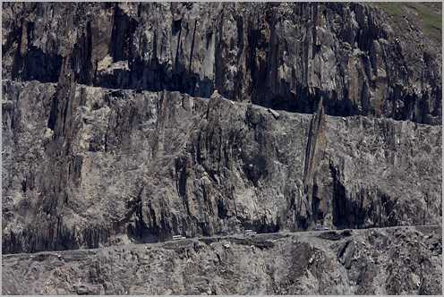 Zoji La Pass, Dangerous Road in India