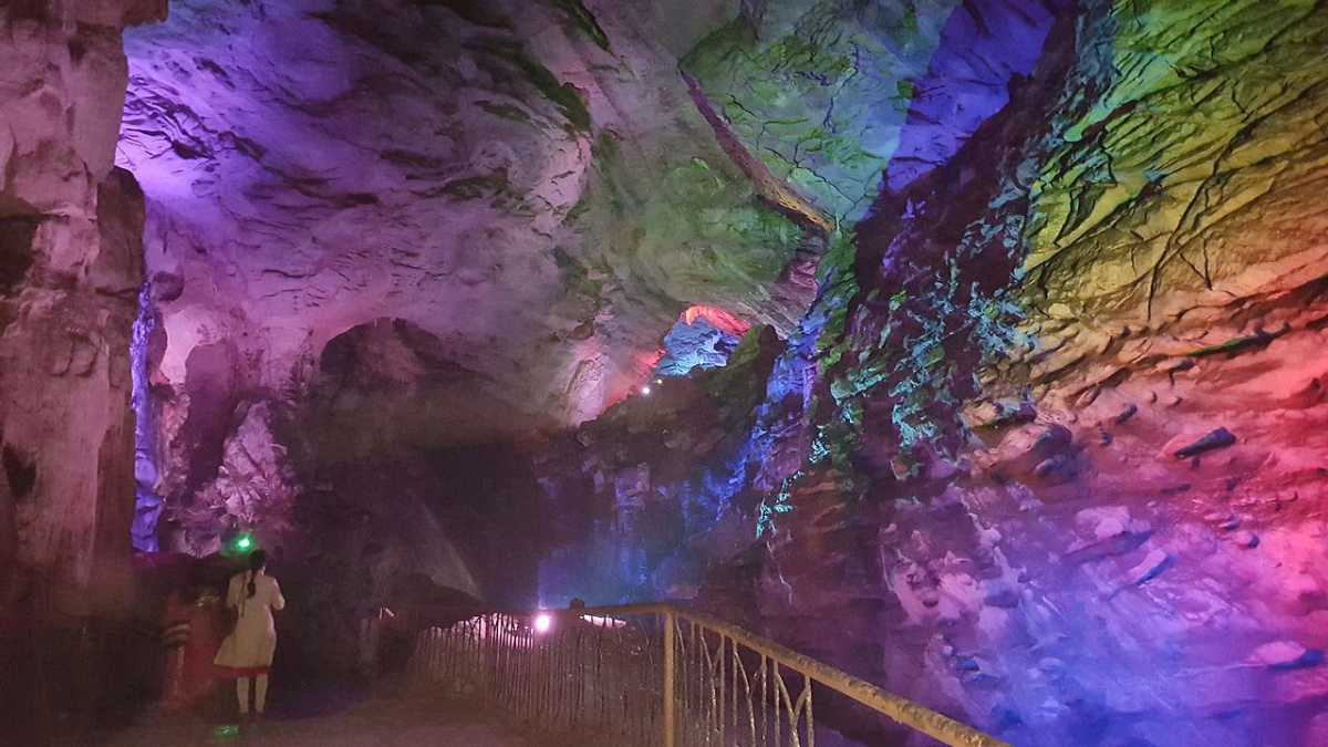 caves in india, borra caves