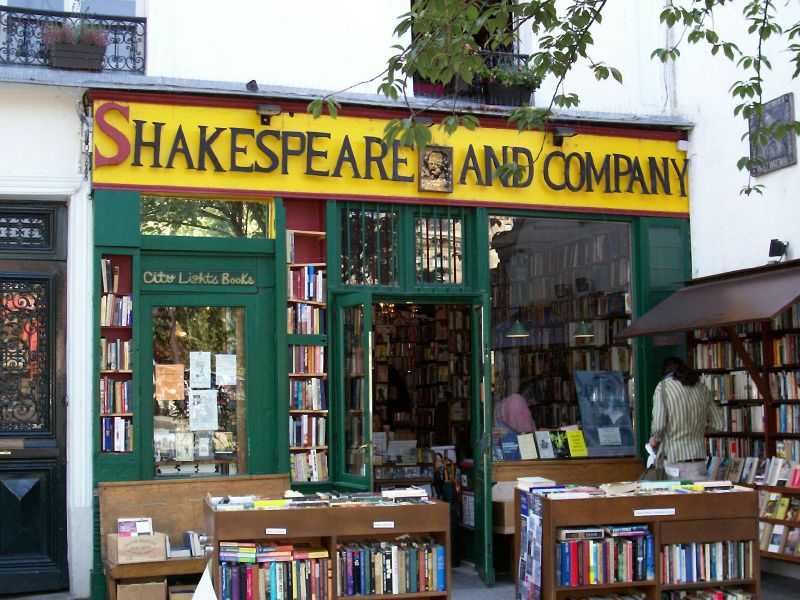 Latin Quarter in Paris