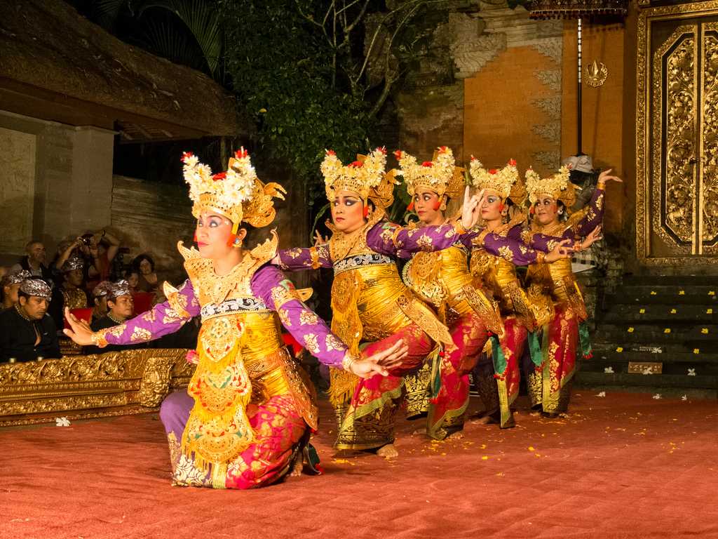 Balinese Dance at Ubud Palace