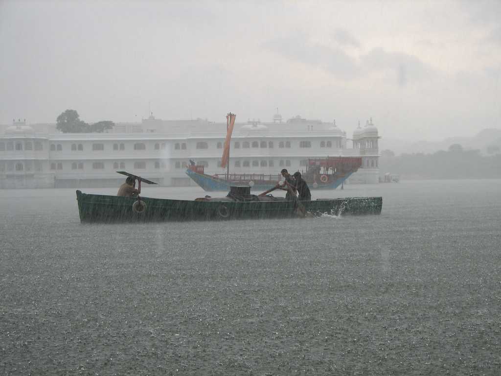 Monsoon rains on Pichola Lake