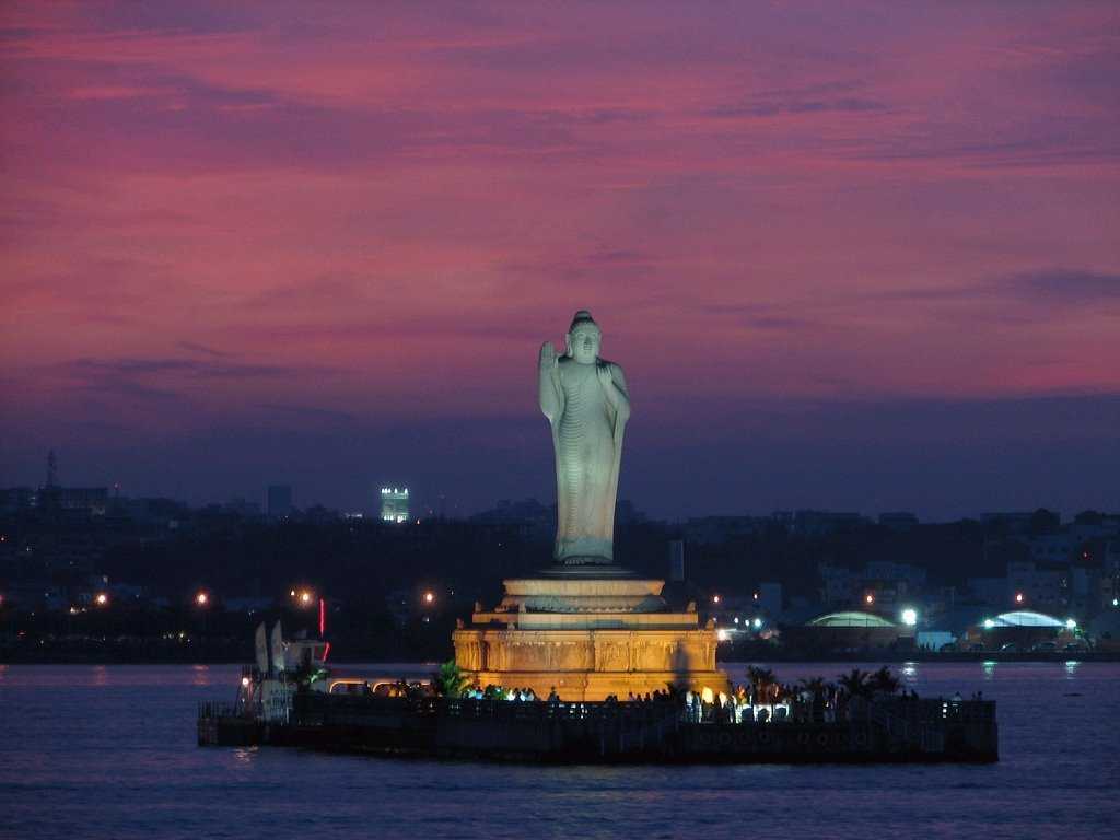 Monolith of Buddah located in the middle of the Hussain Sagar lake, Hyderabad.
