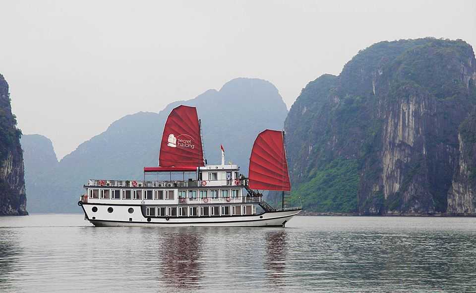 cruise vacation in vietnam