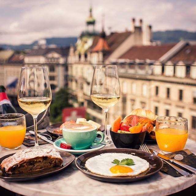 OOO Rooftop Restaurant and Bar, Restaurants in Bahnhofstrasse