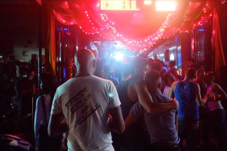 Top 3 Gay Bars in Bali For A Fulfilling Night of Love and Life