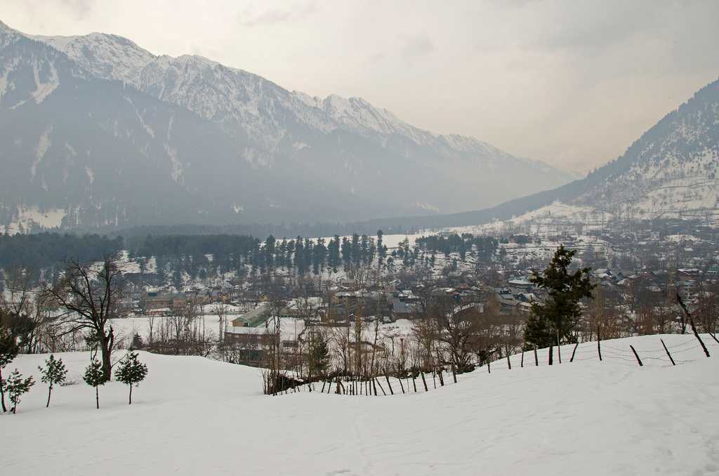 Snow laden Pahalgam valley