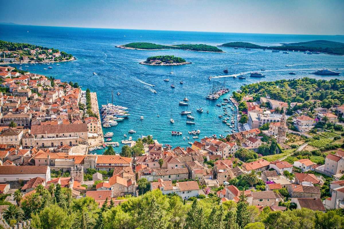 croatia yacht week dates 2023