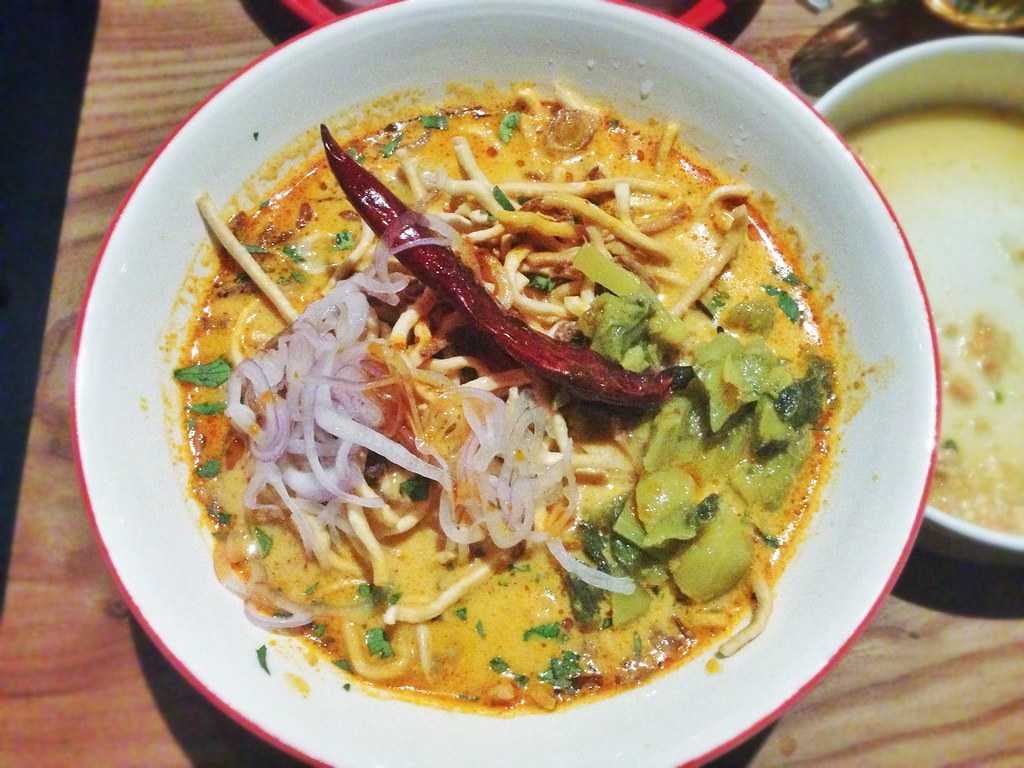 Khao Suey is a Famous Halal Food in Chiang Mai Northern Thailand