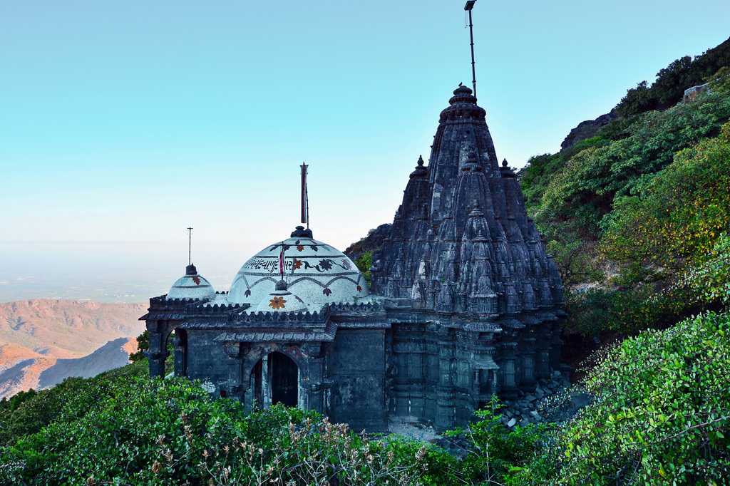 places to visit in girnar mountain