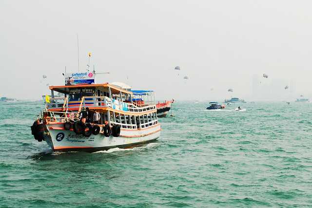 Koh larn Ferry