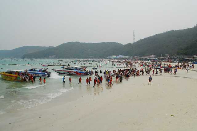 Tawaen Beach Koh Larn