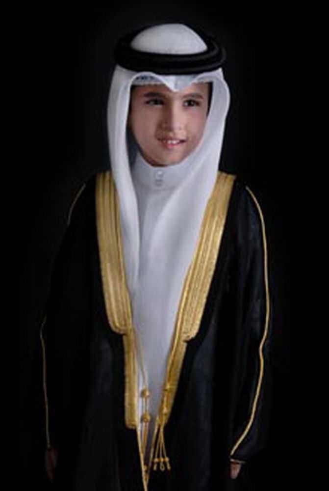 traditional uae clothing