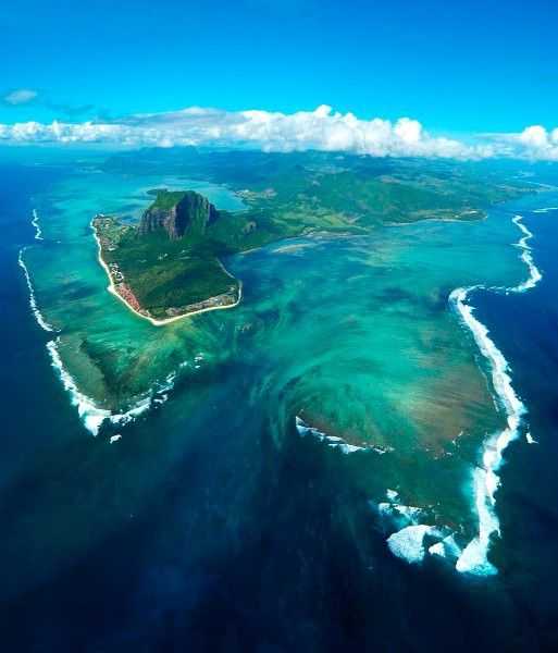 Underwater Waterfall Mauritius