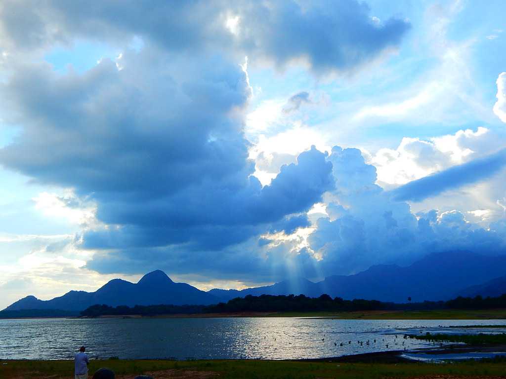 Malampuzha, Monsoon evening