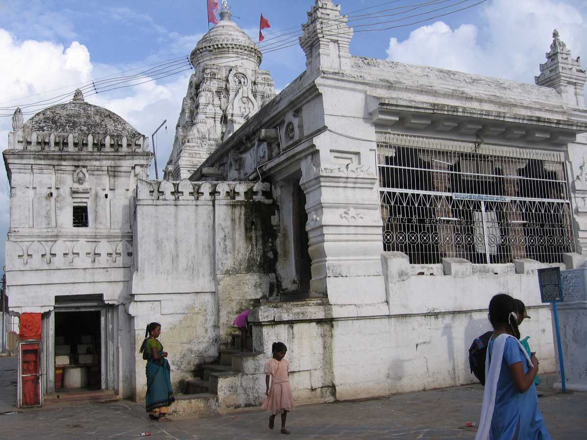 Rajiv Lochan Temple