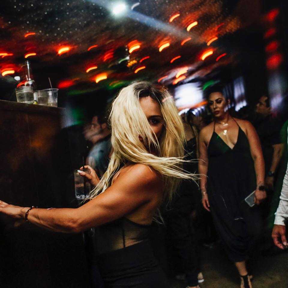 Nightclubs in Honolulu 10 Best Nightclubs to Party Through the Night