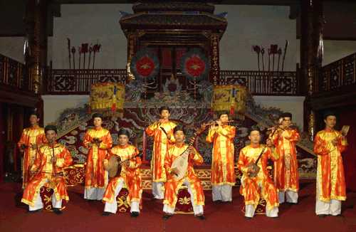 Traditional costumes in Vietnam