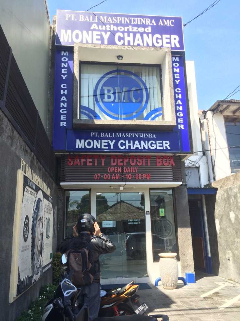 Currency Exchange in Bali: Indonesian Rupaiah Exchange Rate