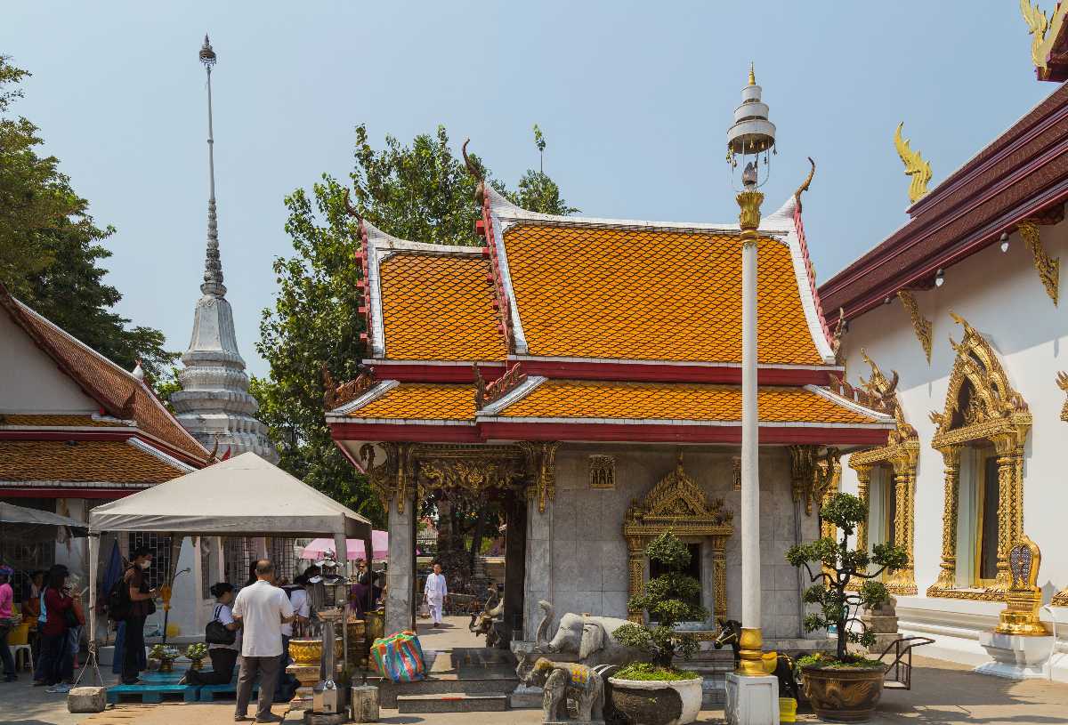 Wat Chana Songkhram, Located Near Soi Rambuttri in Bangkok