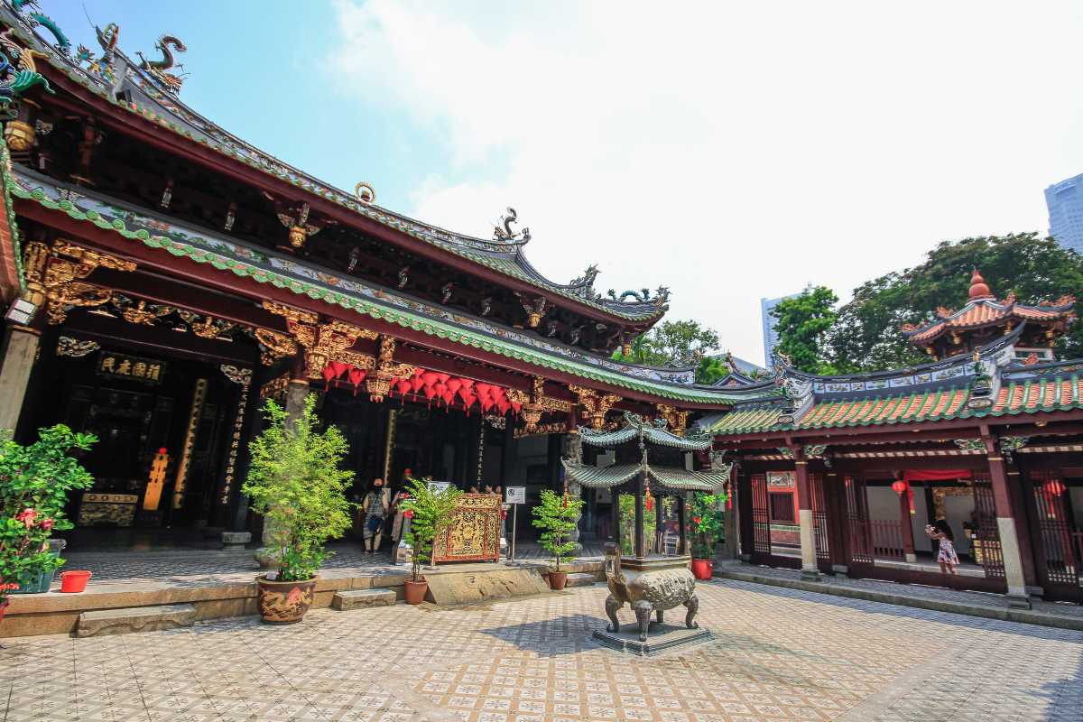 Thian Hock Keng Temple Courtyard