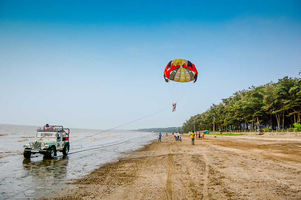 Beach sports at Jampore Beach