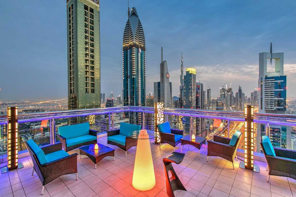 Level 43 Sky Lounge