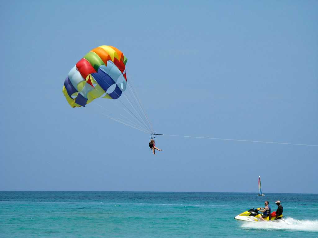 Parasailing in Boracay