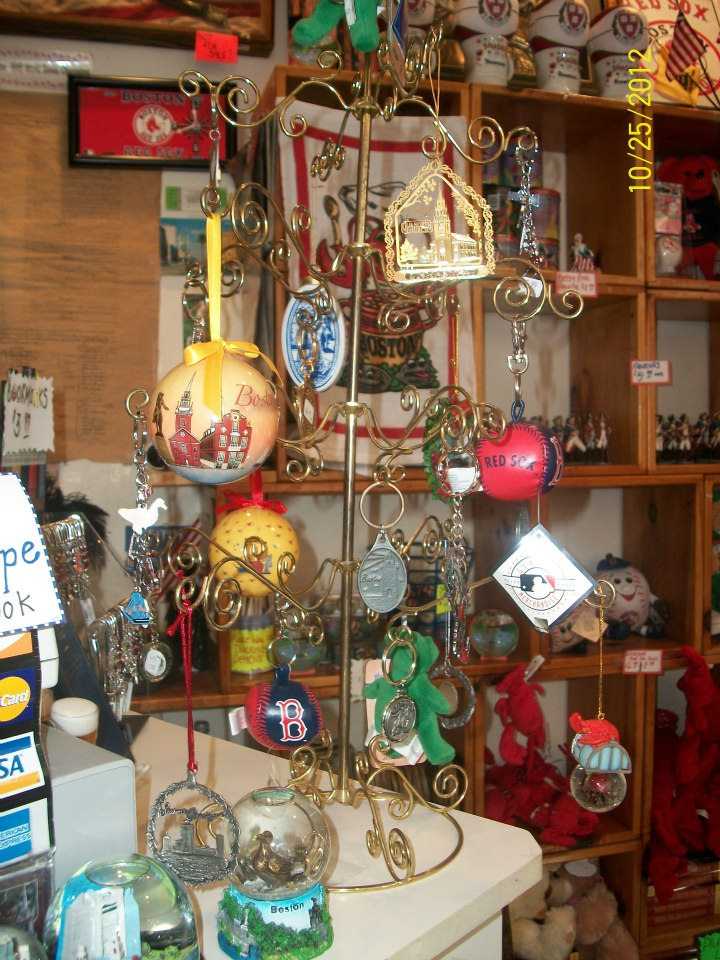 Souvenirs in Boston: 16 Collectables and Souvenir Stores in Boston