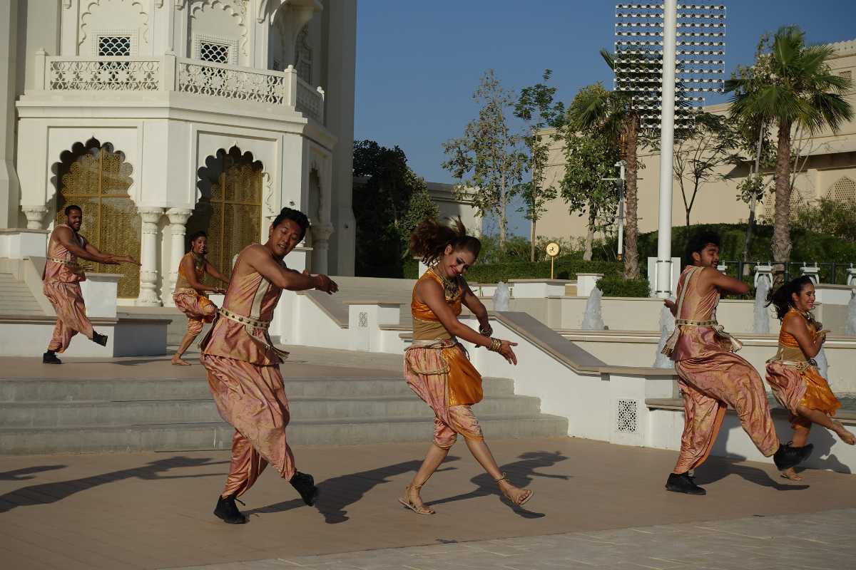 Stars on Steps, Bollywood Parks Dubai