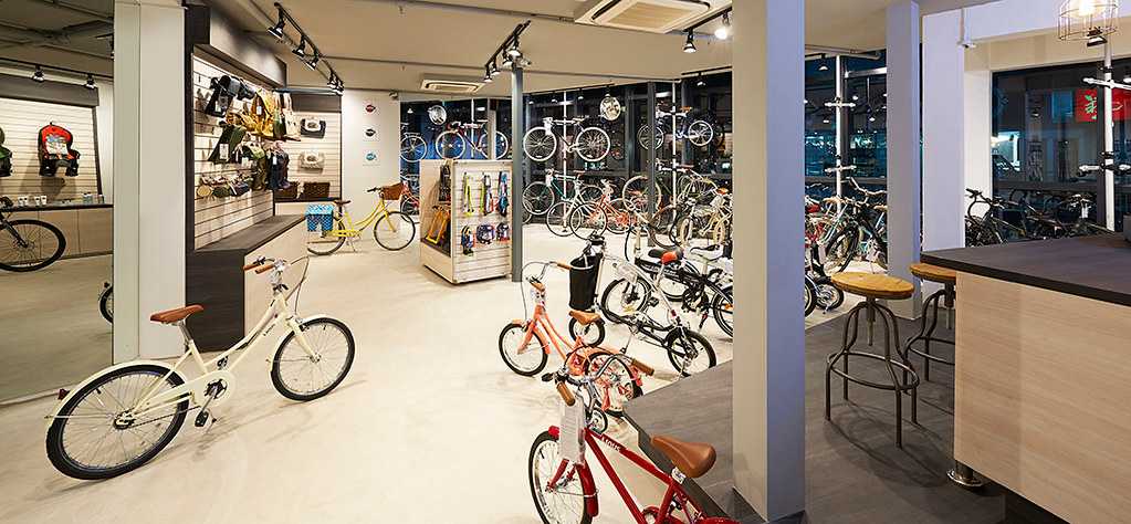 Rent a bike in Singapore with a variety of brands to choose from.